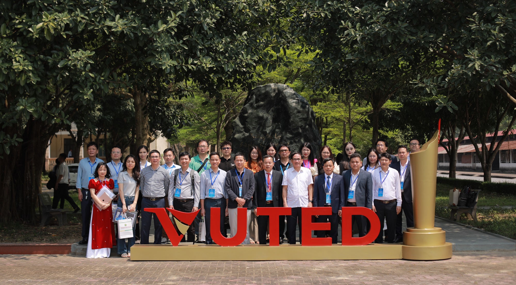 Hội nghị Kết nối giữa Nhà trường và Doanh nghiệp năm 2025